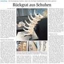 Rückgrat aus Schuhen